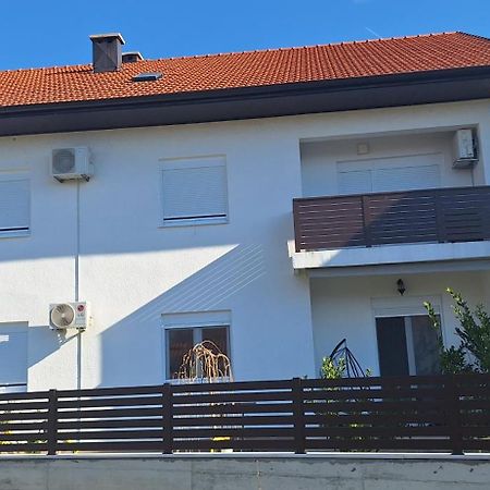 Guesthouse Buco Требинье Экстерьер фото